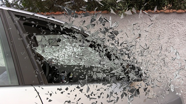 glass shattering in car accident