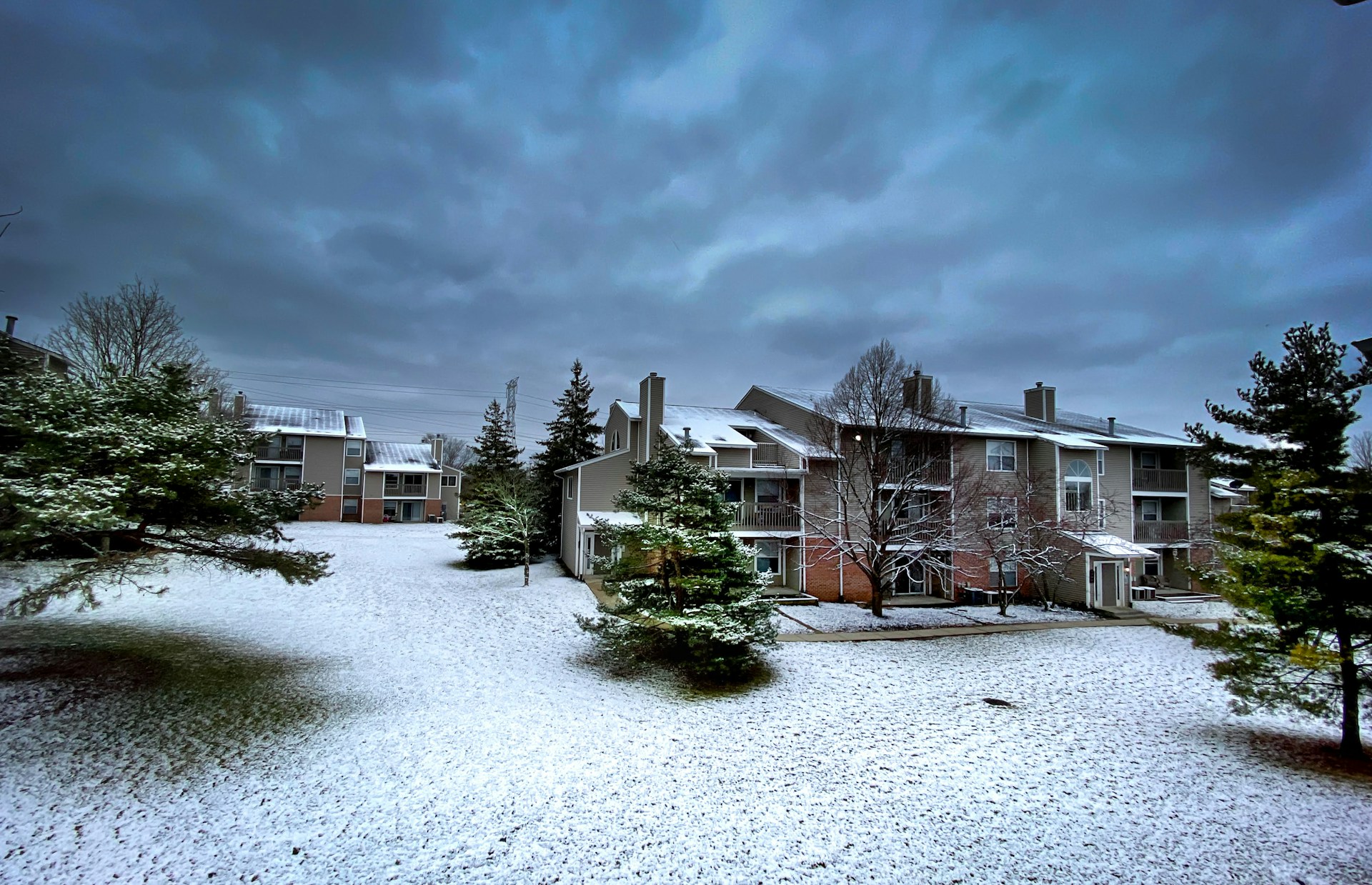 A snow-covered condominium townhome complex under gray skies, not unlike the case featured in this blog, representing Duty of Good Faith Ontario.